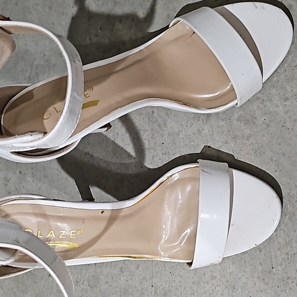White Patent Ankle Strap Heels size6 - Picture 7 of 7